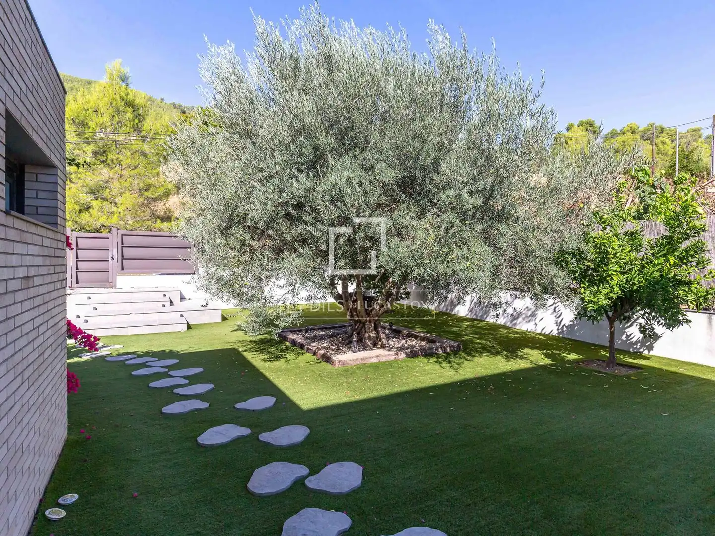 Jardí de Casa o xalet en venda en Vallirana, Barcelona