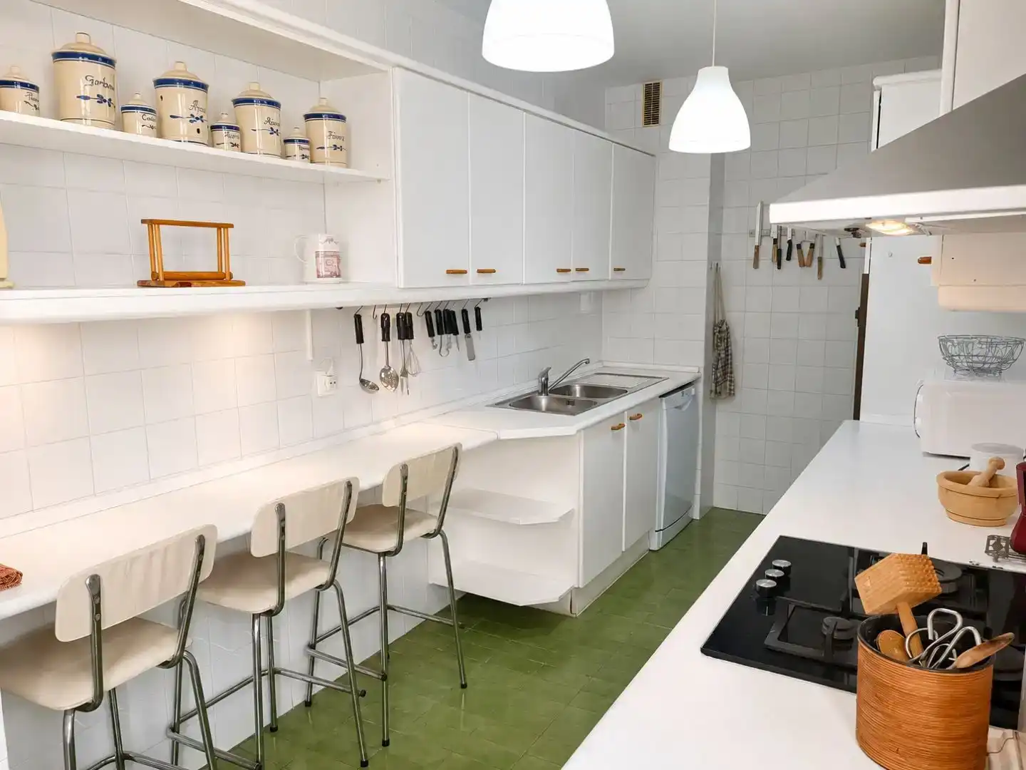 Küche von Wohnung zur Miete in Sevilla mit Klimaanlage, Schwimmbad und Möbliert