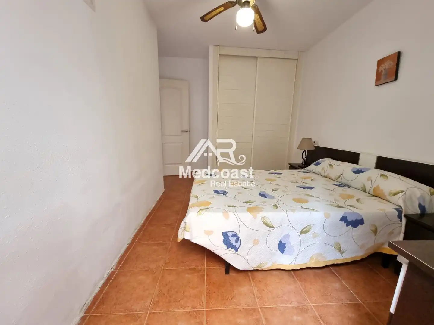 Habitación de Piso de alquiler en Vera con Terraza, Piscina y Amueblado