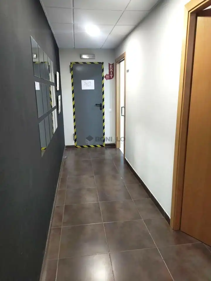 Nave industrial en venta en Zaragoza, El Pinar - San León - Las Viñas