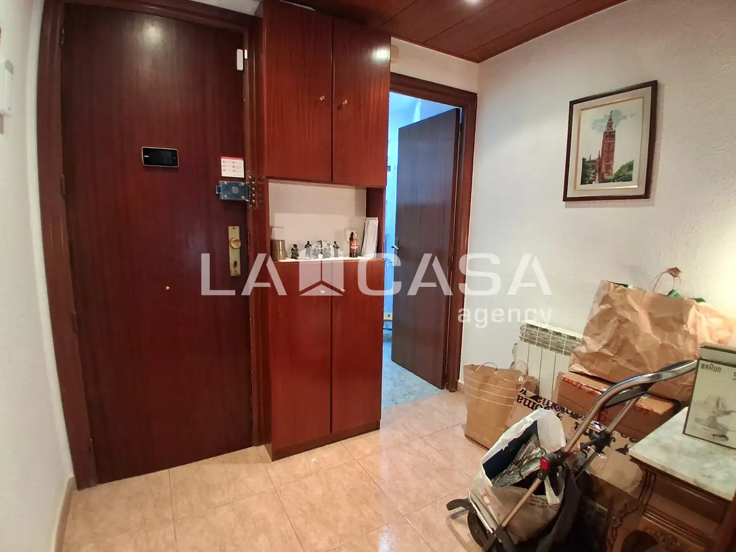 Piso en venta en Santa Coloma de Gramenet con Calefacción