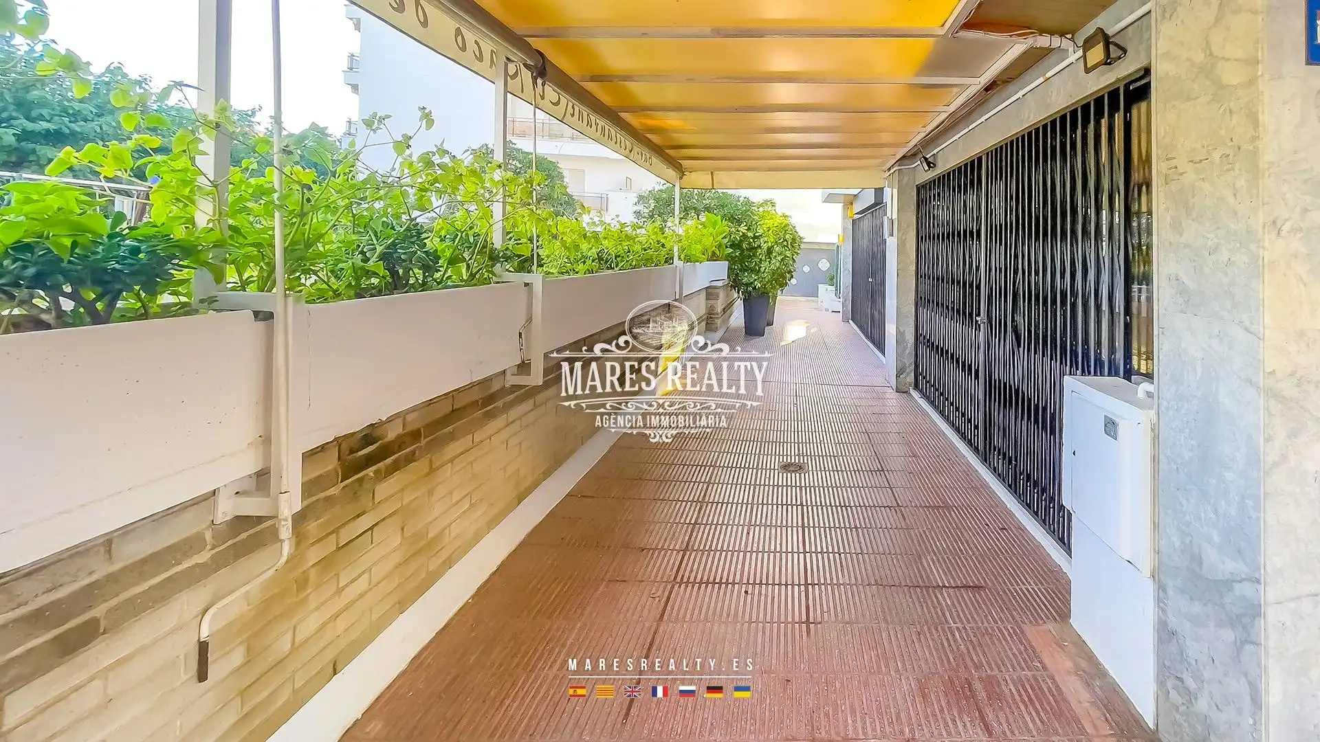 Terraza de Local en venta en Lloret de Mar con Aire acondicionado