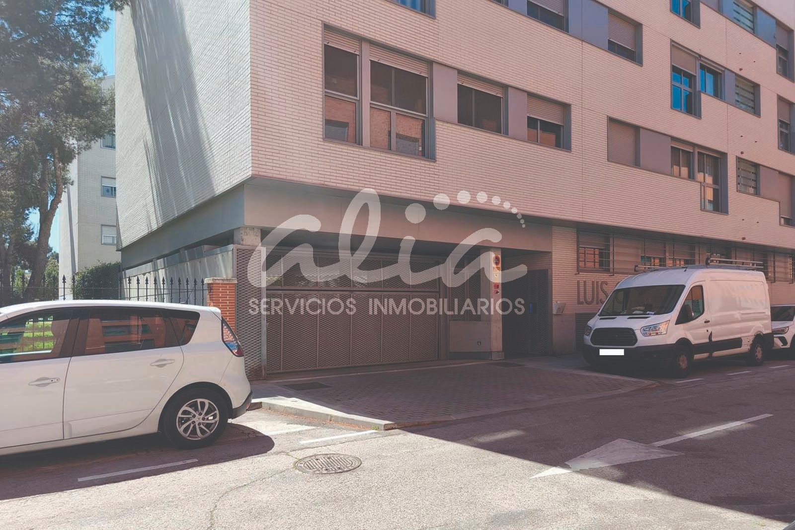Parking of Garage for sale in Pinto