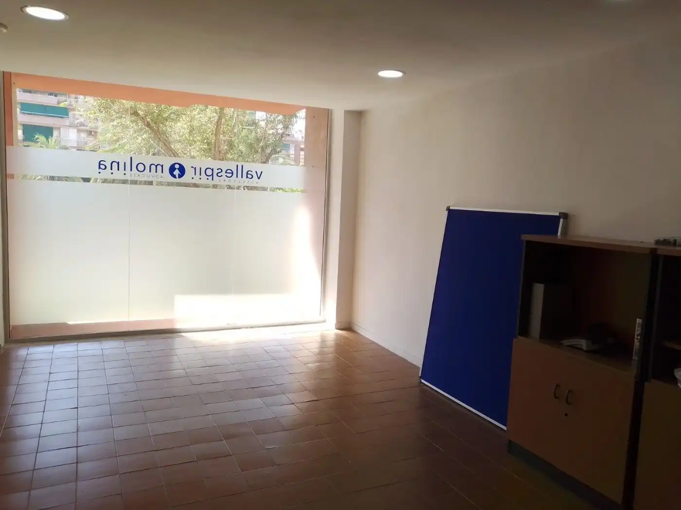 Büro zur Miete in Badalona mit Klimaanlage