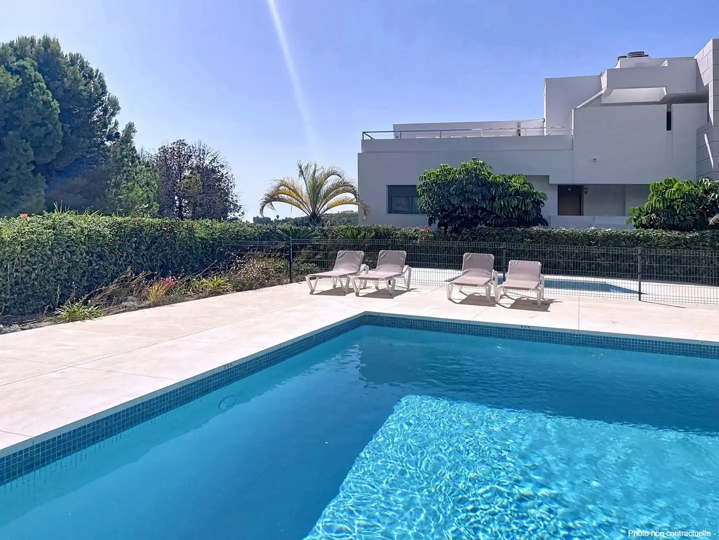 Piscina de Planta baja en venta en Casares con Aire acondicionado, Terraza y Piscina
