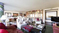 Living room of Apartment for sale in  Barcelona Capital  with Air Conditioner, Heating and Parquet flooring