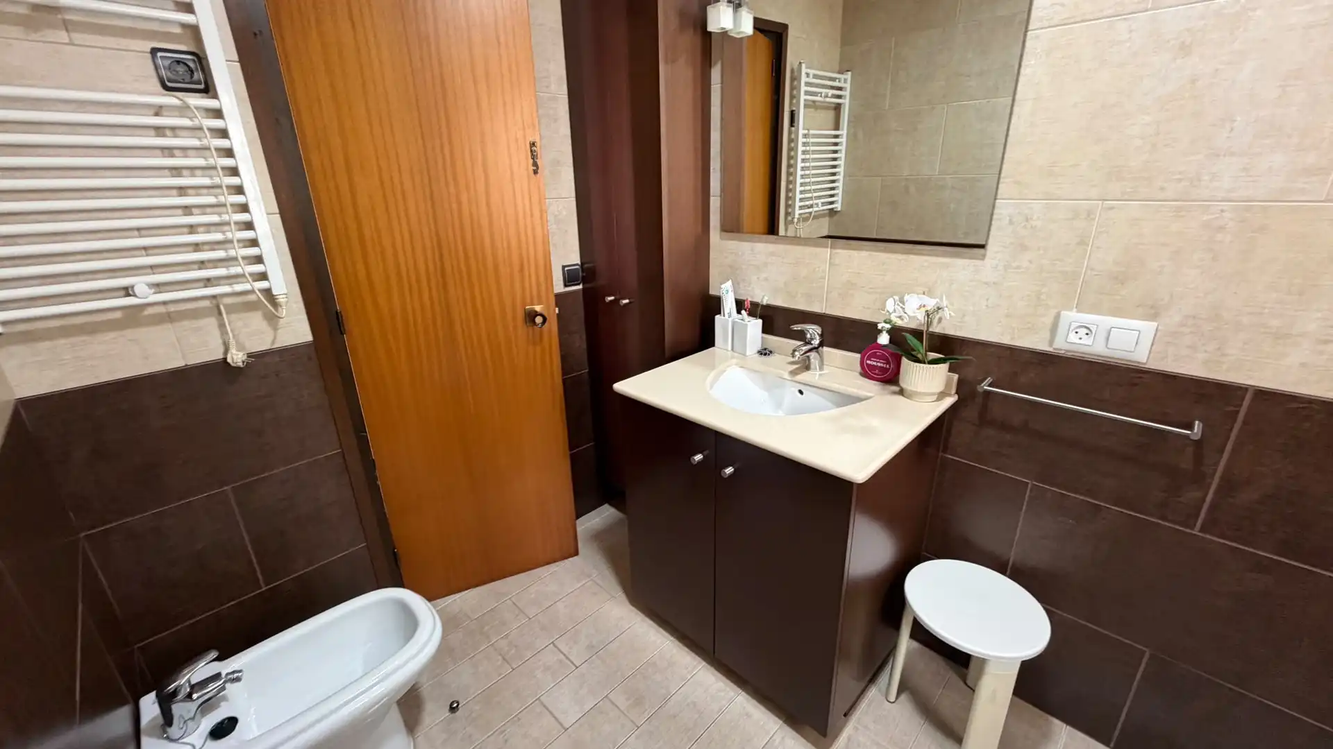 Baño de Piso en venta en Breda con Calefacción