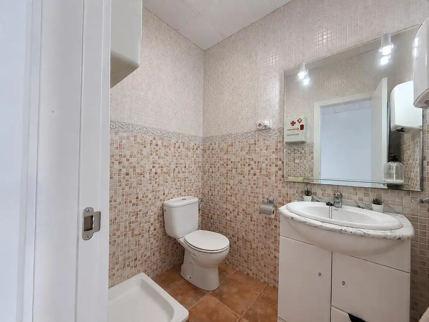 Baño de Oficina de alquiler en Paterna