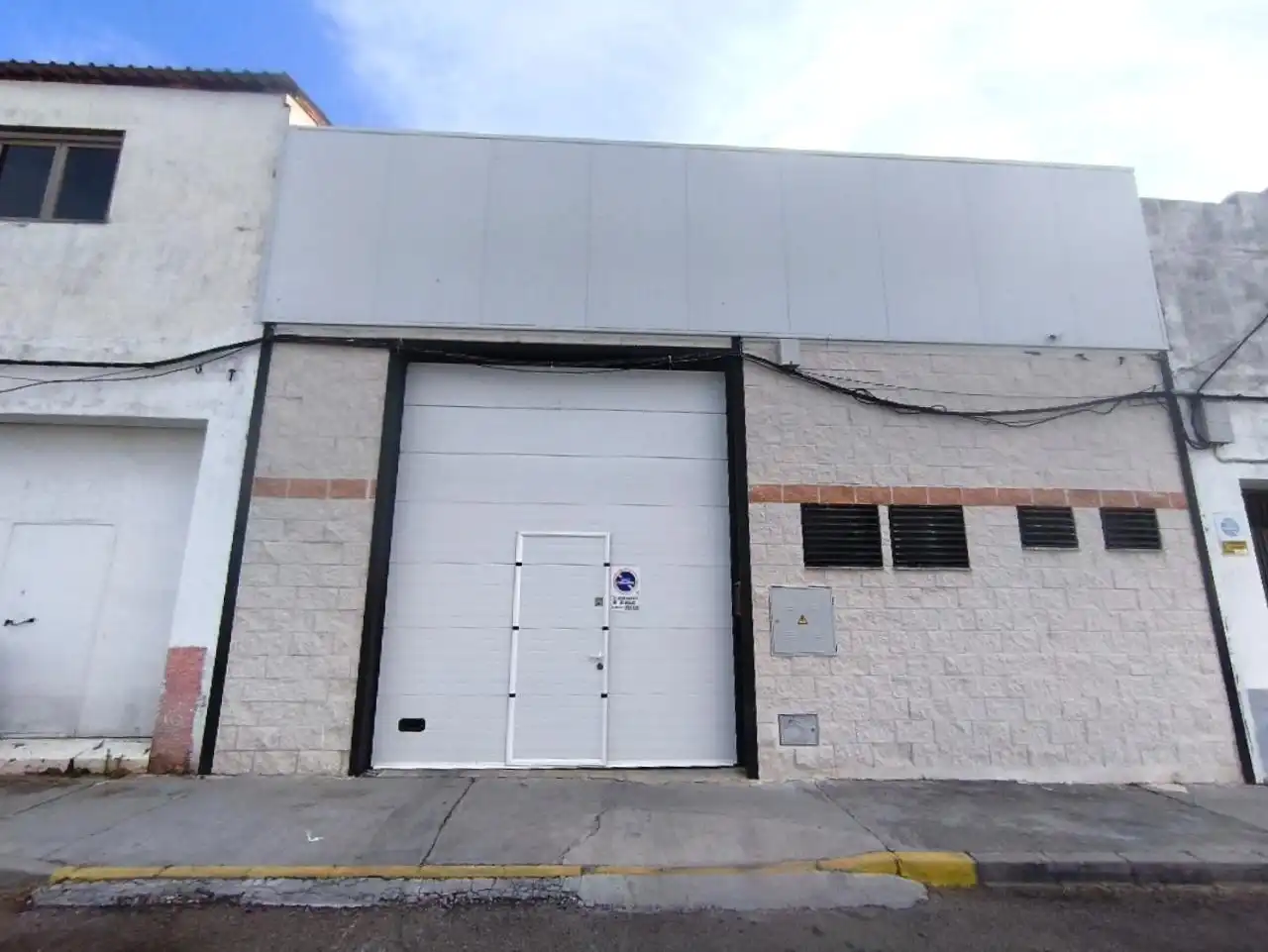 Nau industrial en venda a Maria Auxiliadora - Barriada de Llera, imagen 2
