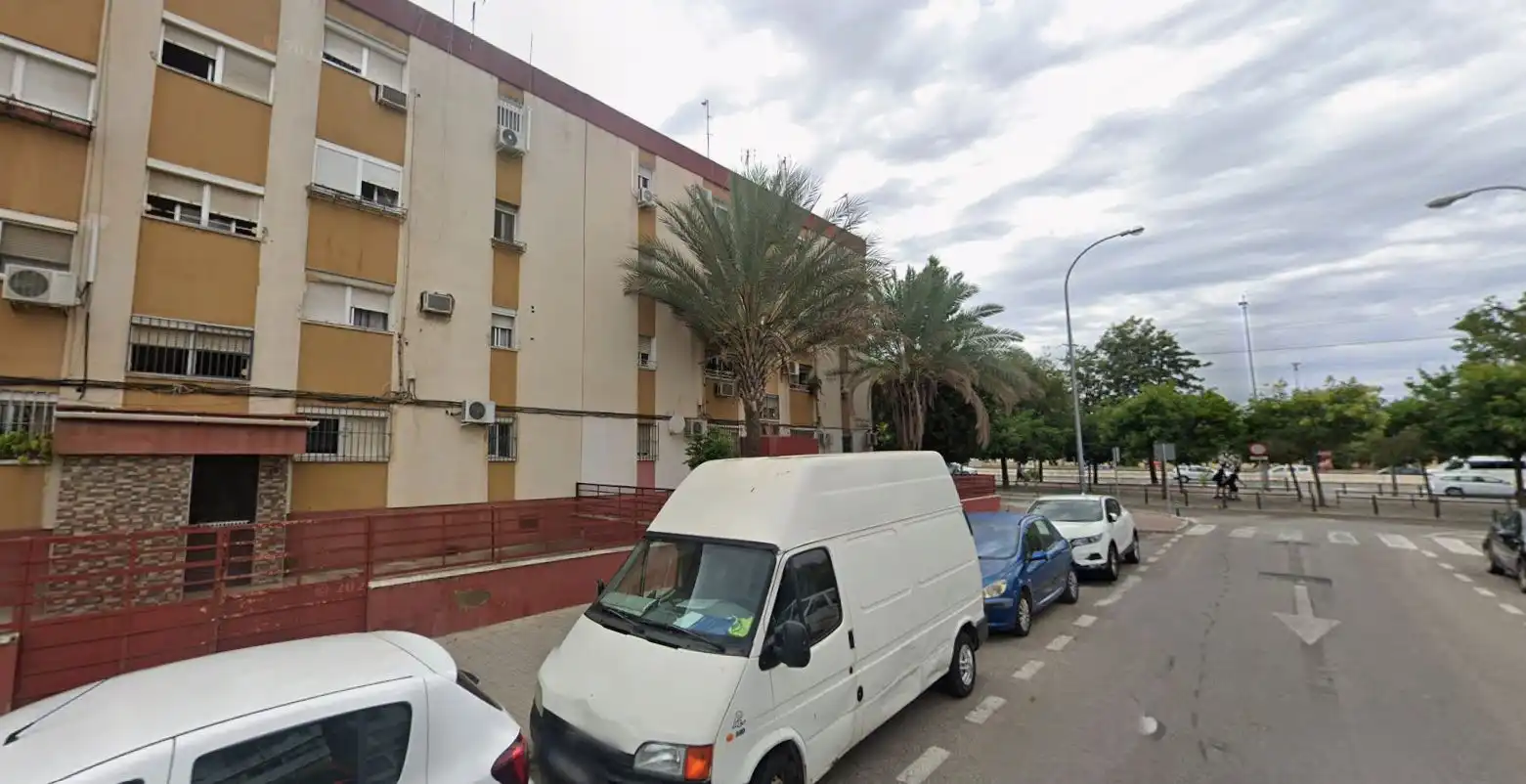 Pis en venda a Calle CAZALLA DE LA SIERRA, imagen 2