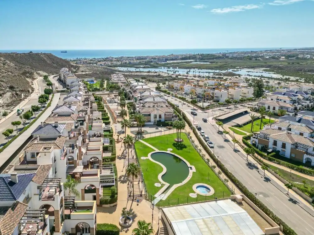 Vivienda con piscina en venta en Calle ALBARDIN, imagen 19