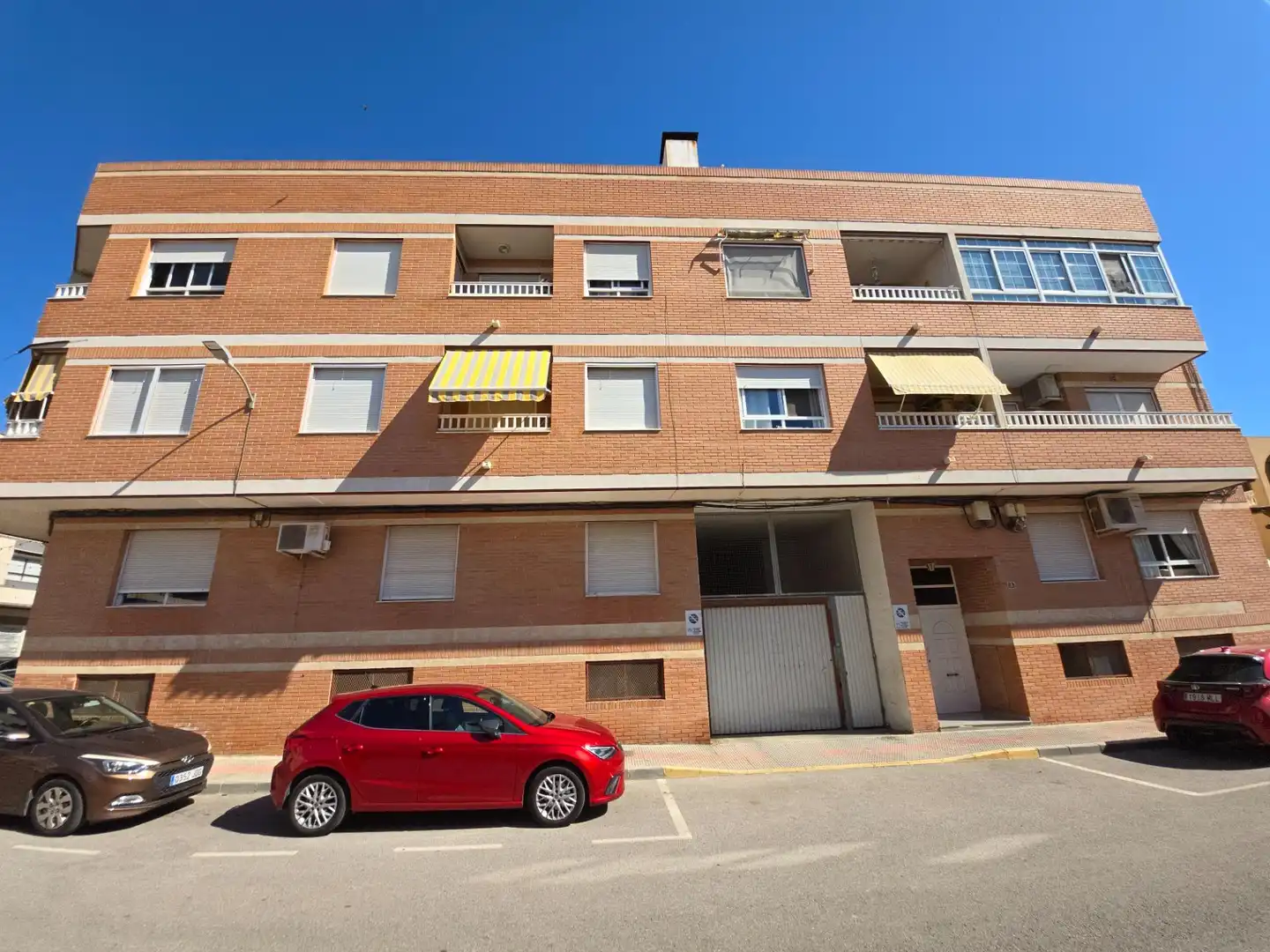 Vista exterior de Piso en venta en Catral
