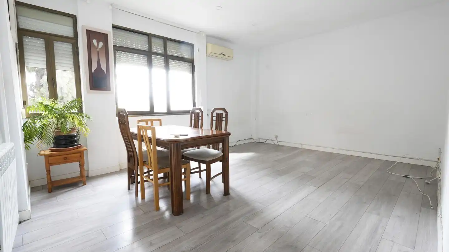 Dining room of Flat for sale in  Madrid Capital  with Air Conditioner and Heating