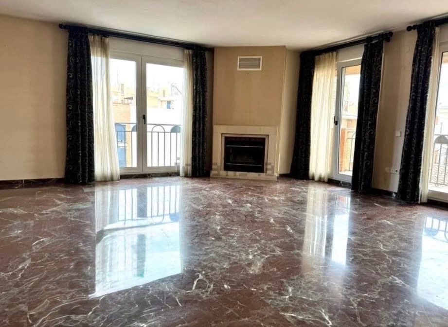 Sala d'estar de Pis en venda en Almazora / Almassora amb Calefacció, Terrassa i Traster