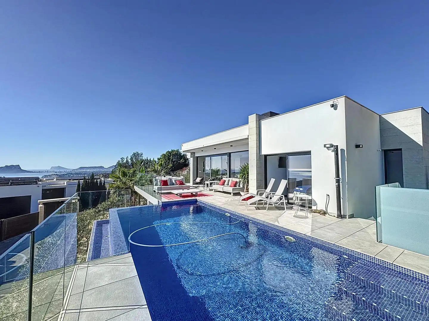 Chalet con piscina en venta en Cumbre del Sol, imagen 9