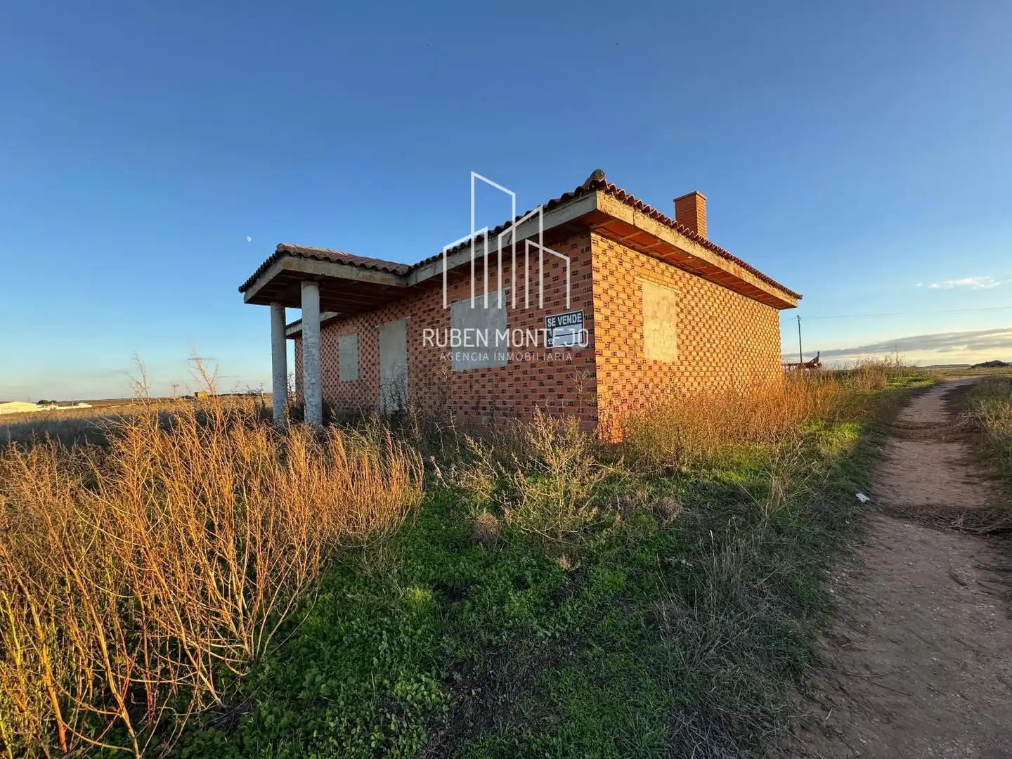 Exterior view of Land for sale in Espino de la Orbada