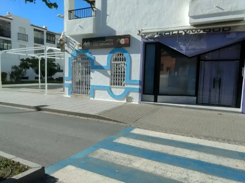 Geschaftsraum zum Verkauf in Avenida de los Geraneos, -1, Calahonda - Carchuna