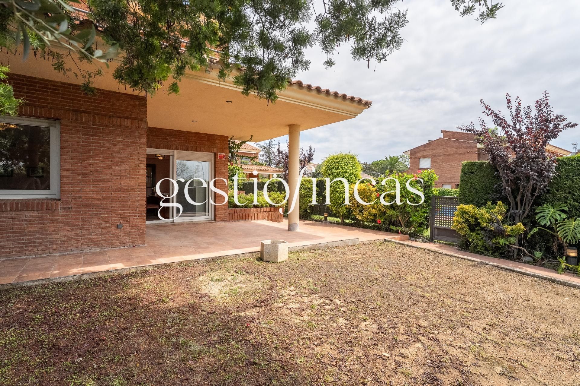 Jardí de Casa adosada en venda en Cambrils