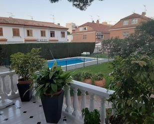 Piscina de Casa o xalet en venda en Castellón de la Plana / Castelló de la Plana amb Terrassa, Piscina i Balcó