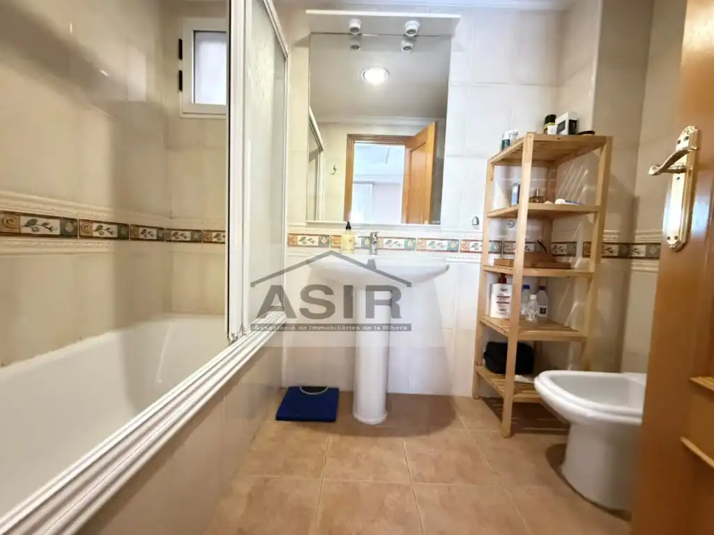 Bathroom of Flat for sale in Alzira  with Air Conditioner