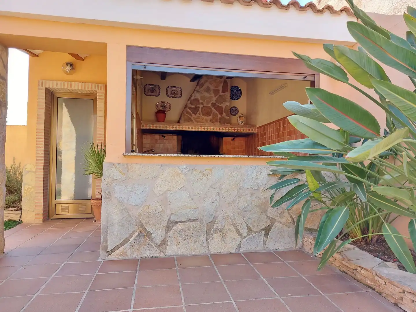 Houses for sale in La Pobla de Vallbona  with Air Conditioner, Heating and Private garden