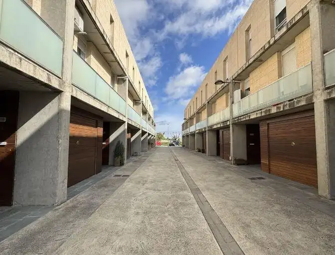 Flat for sale in Verinal, 30, Tona