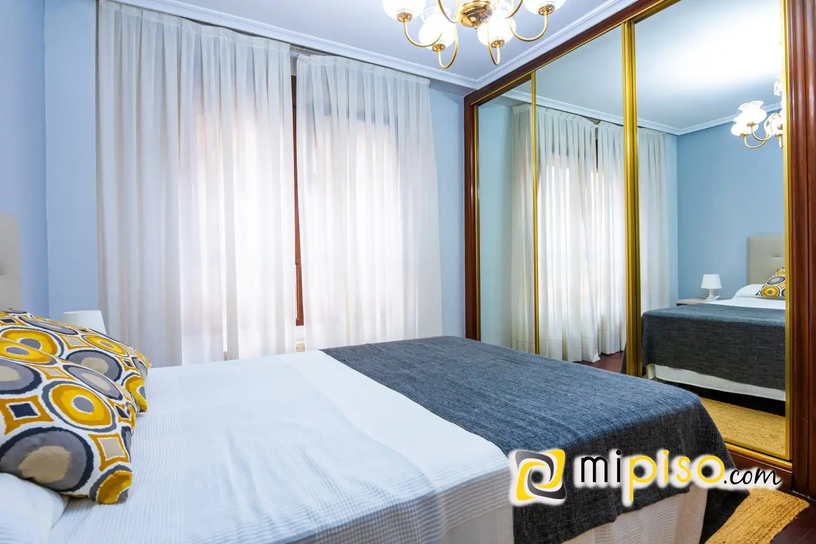 Habitación de Piso en venta en Santoña con Calefacción, Trastero y Amueblado