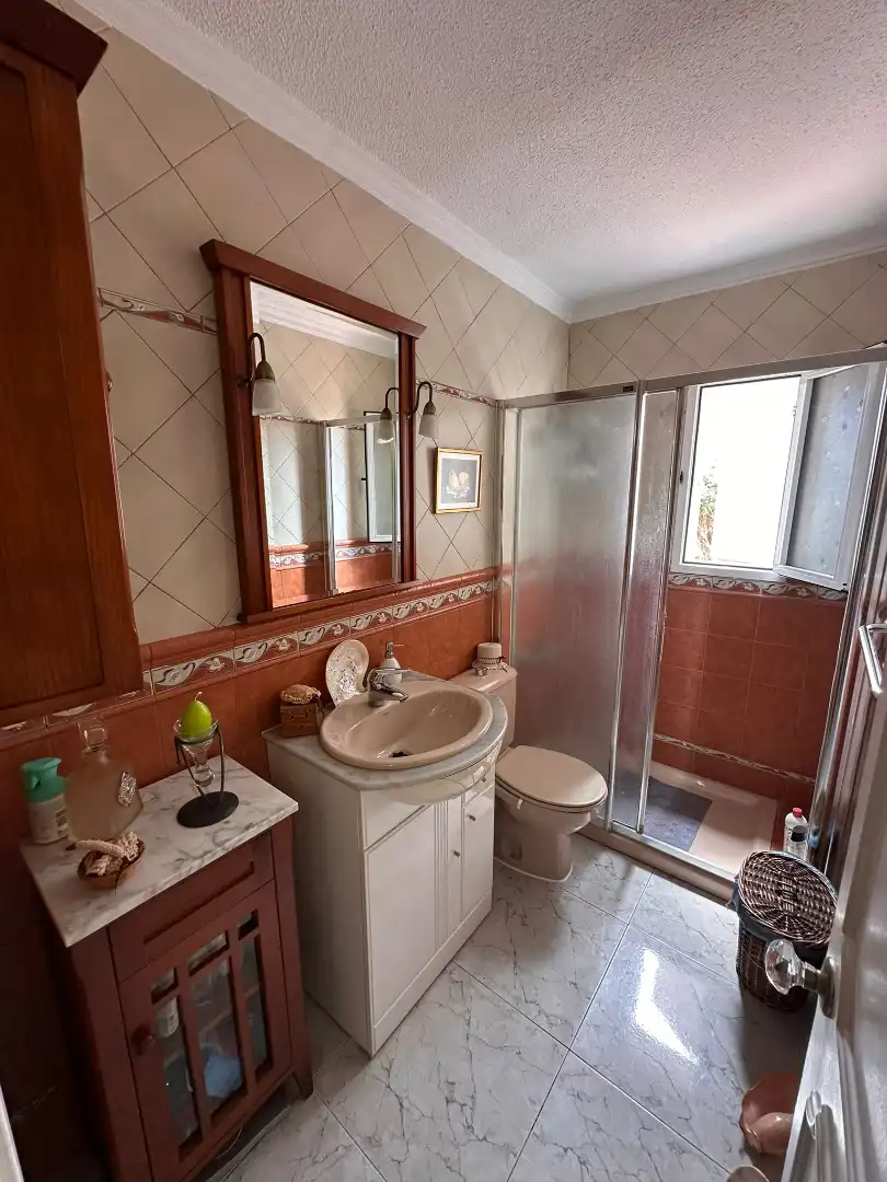 Baño de Casa adosada en venta en Las Palmas de Gran Canaria con Aire acondicionado, Jardín privado y Terraza