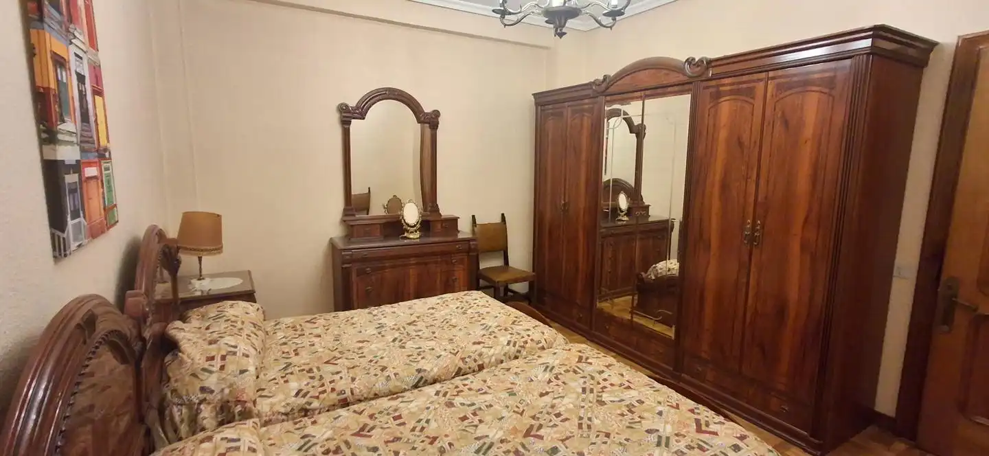 Bedroom of Flat for sale in Tudela  with Air Conditioner, Heating and Parquet flooring
