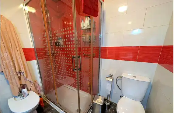 Bathroom of Flat for sale in Linares  with Air Conditioner, Heating and Terrace