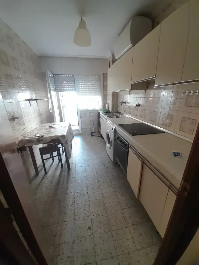 Küche von Wohnung zum Verkauf in Sopela mit Balkon