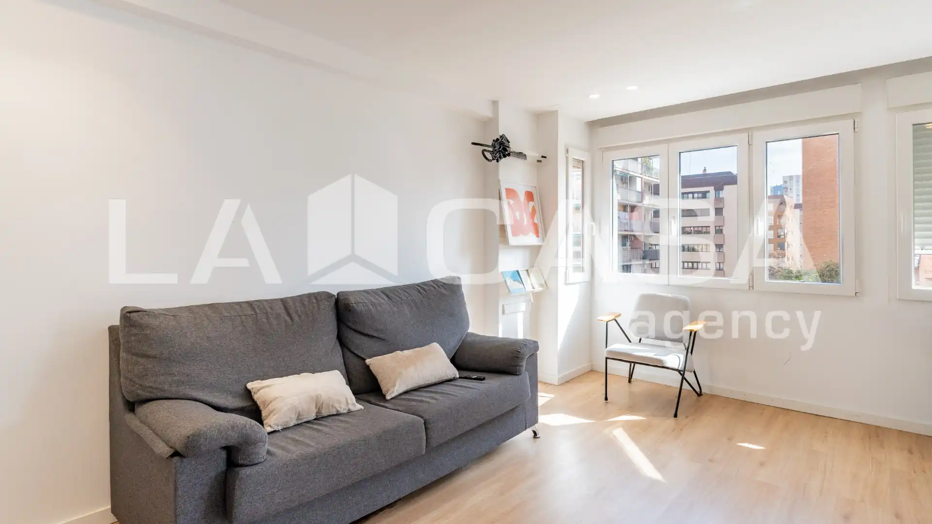 Living room of Flat for sale in  Valencia Capital
