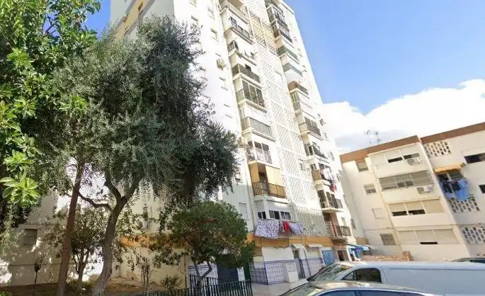 Flat for sale in Calle Deva 14, imagen 3