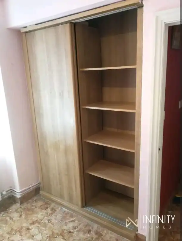 Dormitori de Pis de lloguer en Bilbao  amb Calefacció