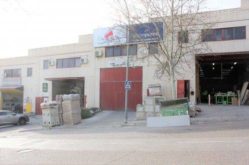 Nave industrial en Venta en Calle de Molineros en Las Castañeras - Bulevar