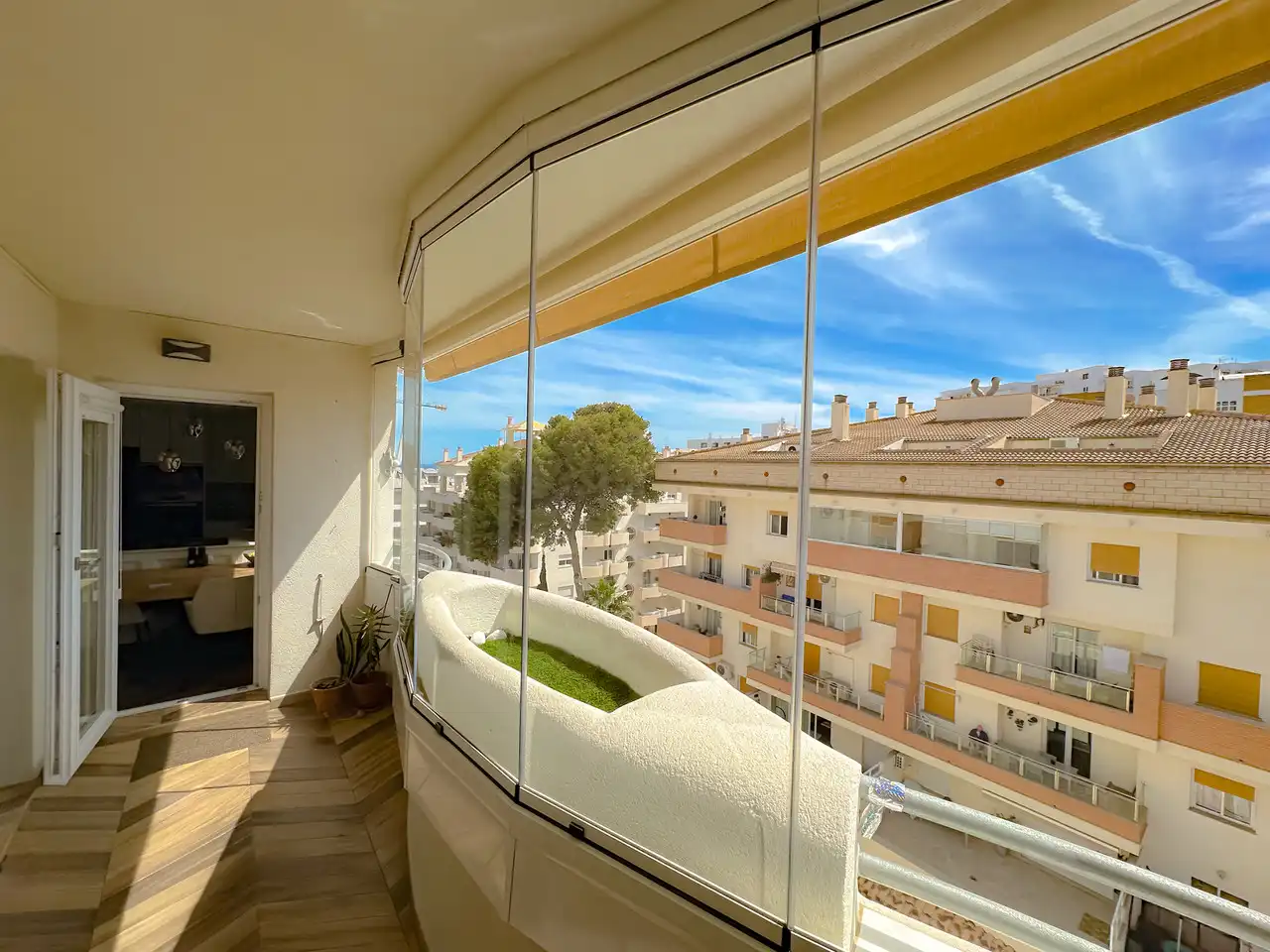 Apartament amb piscina en venda a Puerto Marina, imagen 4