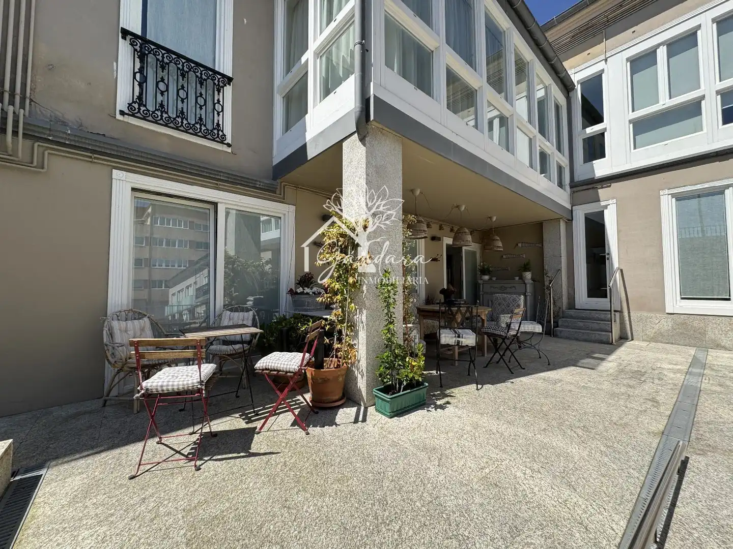 Terrasse von Wohnung zum Verkauf in Ares mit Heizung, Terrasse und Ofen