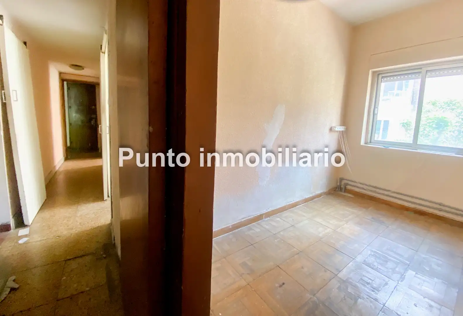 Dormitori de Pis en venda en Valladolid amb Calefacció, Parquet i Terrassa