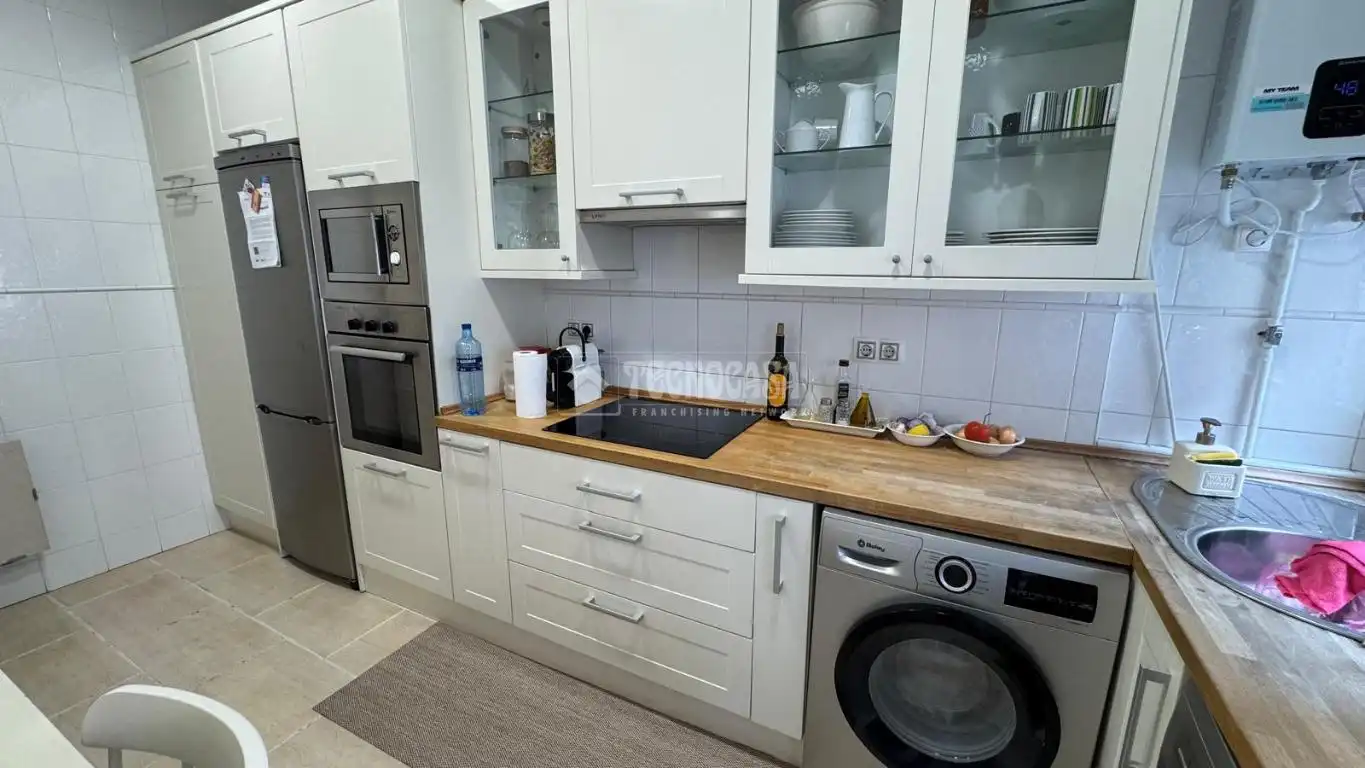Kitchen of Flat for sale in Gijón 