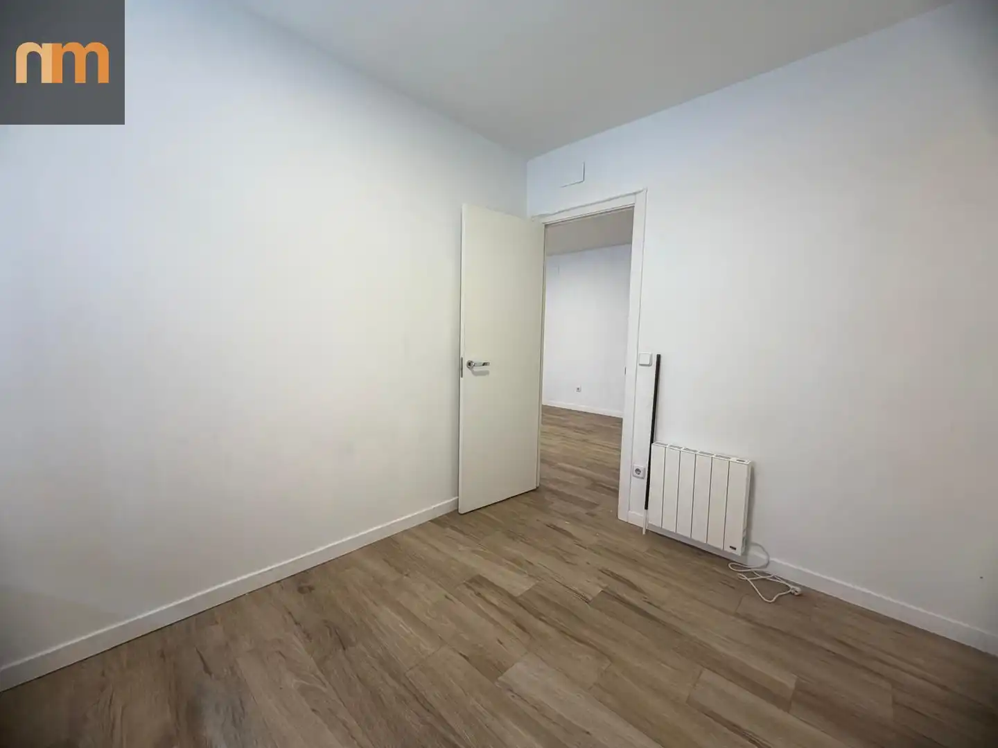 Habitación de Piso en venta en Madrid con Calefacción y Jardín privado