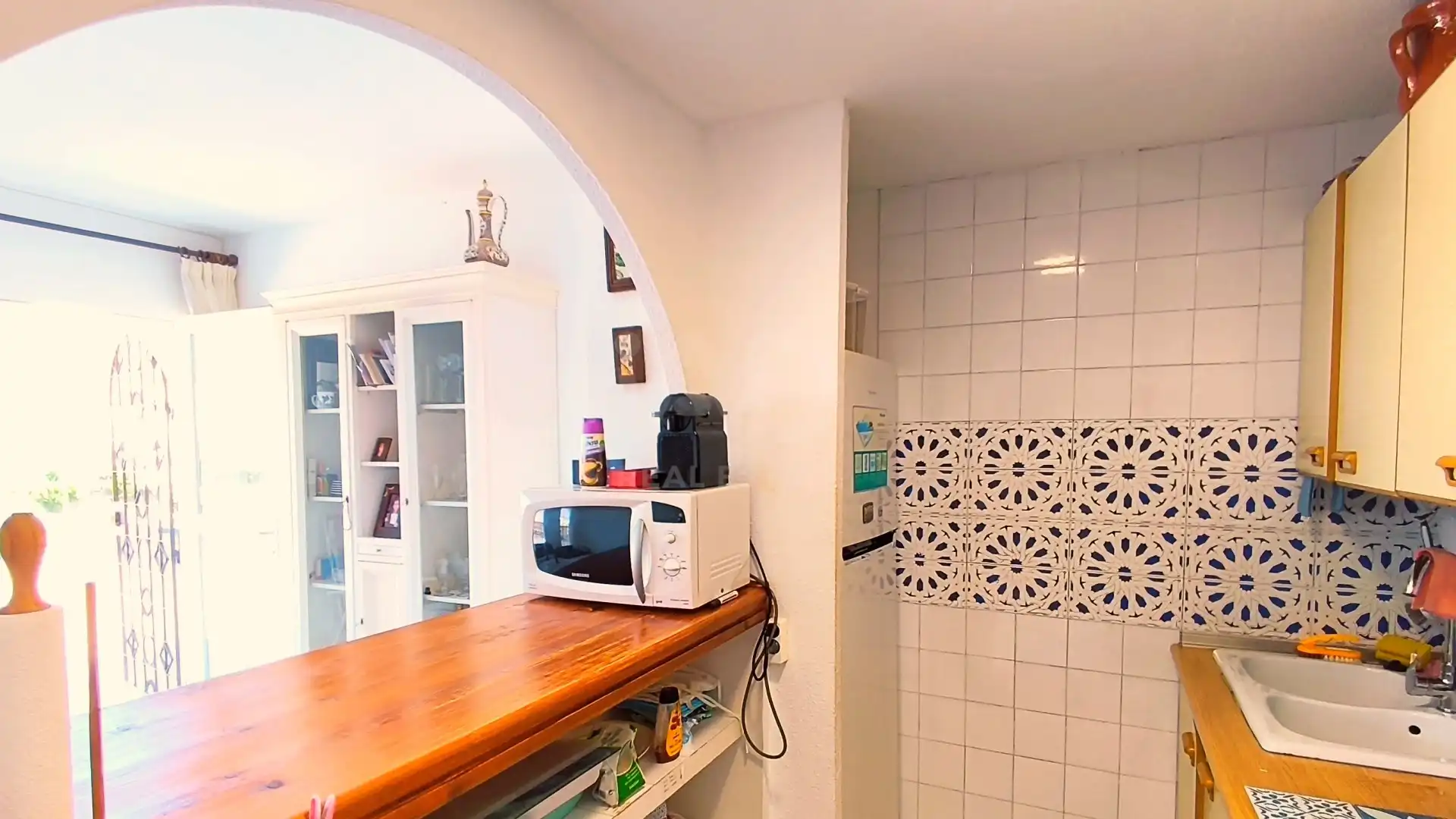 Cuina de Casa adosada en venda en El Campello amb Aire condicionat, Terrassa i Piscina