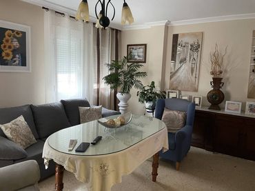 Piso con balcón en venta en San Roque - Ronda Norte