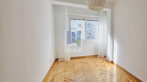 Foto 3 de Piso en venta en Vitoria, Gamonal - San Bruno - G9, Burgos Capital
