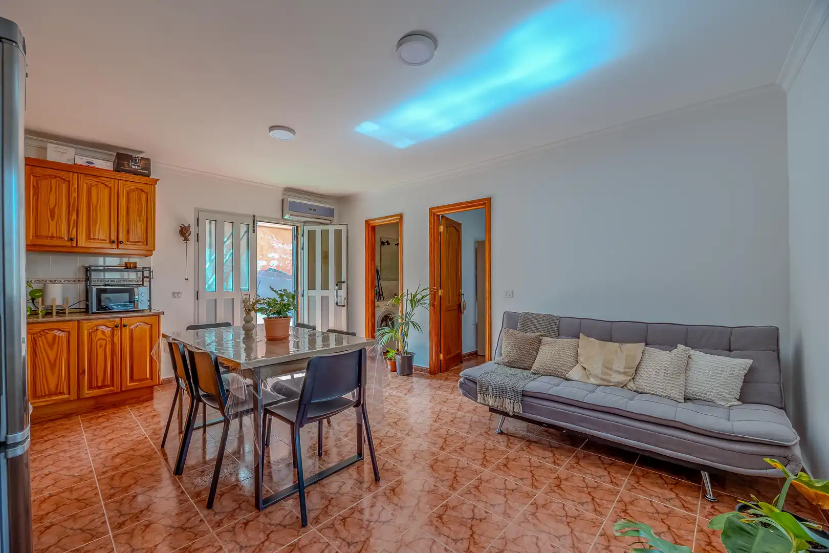 Sala d'estar de Casa o xalet en venda en San Bartolomé de Tirajana amb Aire condicionat, Jardí privat i Terrassa