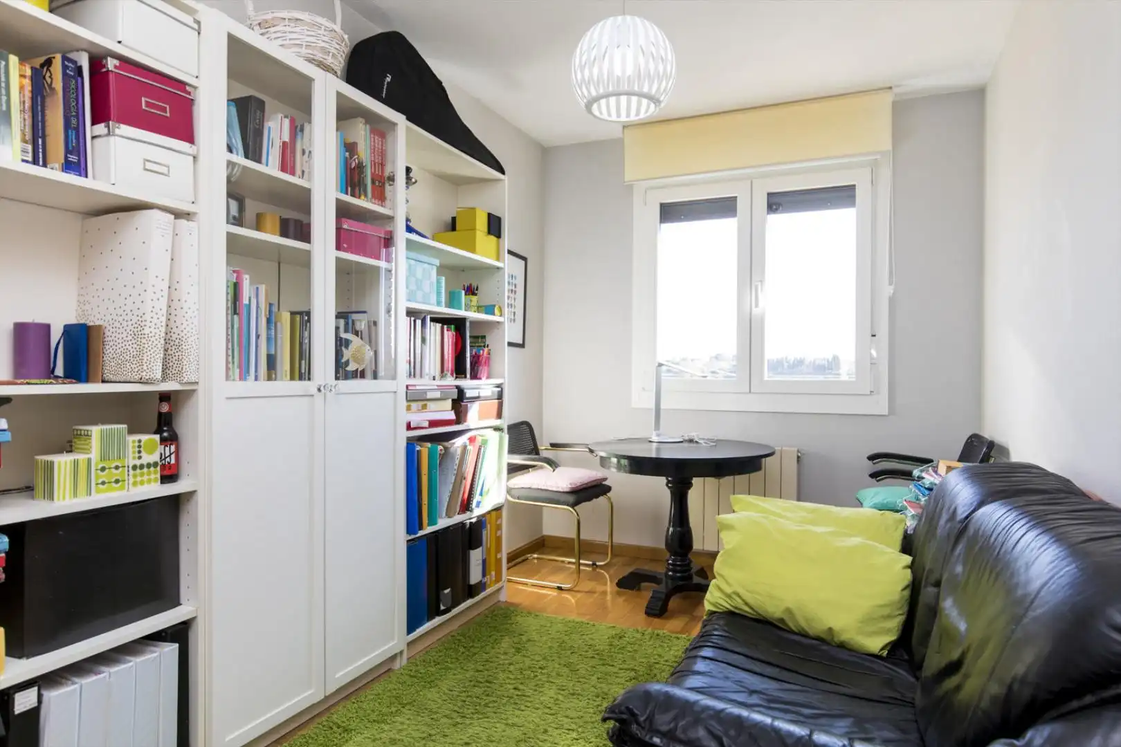 Bedroom of Detached homes for sale in Zaragoza  with Terrace, Storage room and Swimming Pool