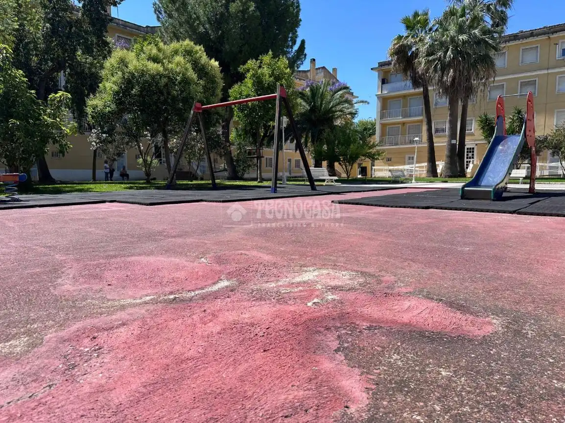 Parking de Piso en venta en Córdoba con Aire acondicionado, Trastero y Balcón
