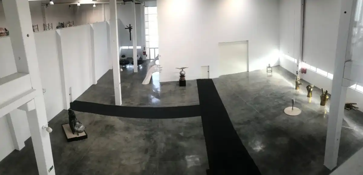 Industrial buildings for rent in Centre - Estació