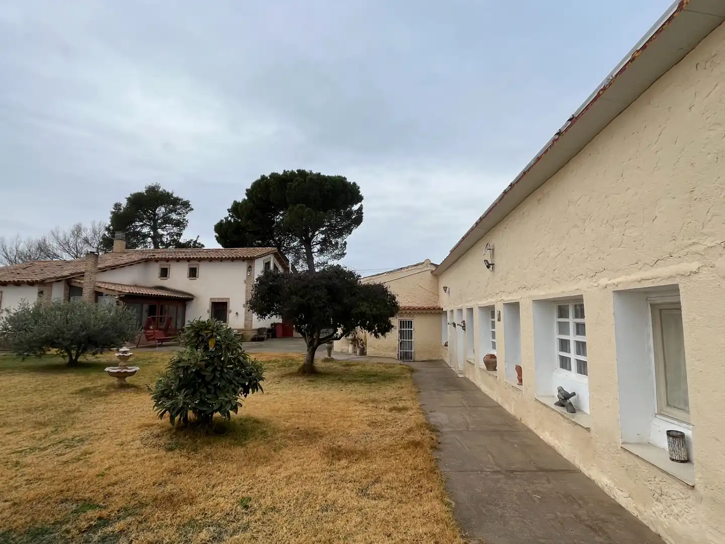 Vista exterior de Casa o chalet en venta en Zaragoza con Aire acondicionado, Calefacción y Jardín privado