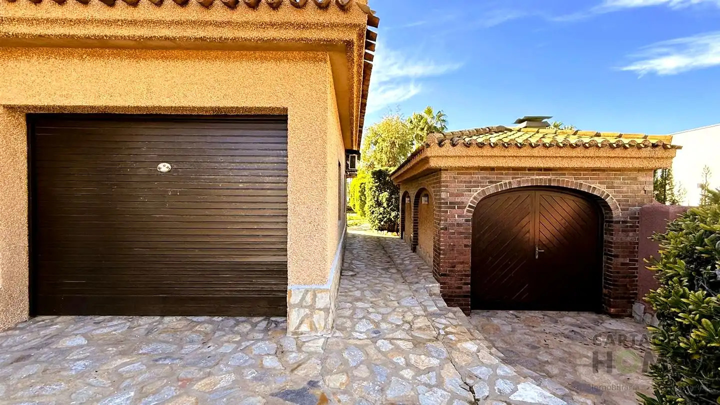 Casa amb piscina en venda a Calle Tordos 13, imagen 44