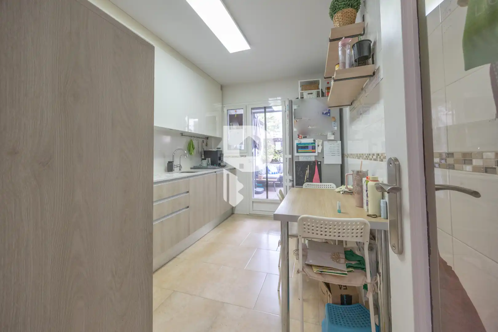 Cuina de Planta baixa en venda en Sant Vicenç Dels Horts amb Aire condicionat, Calefacció i Terrassa